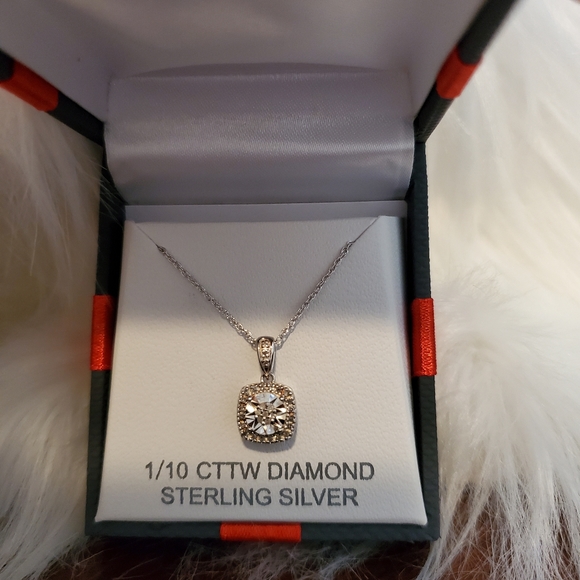 NWT GENUINE DIAMOND STERLING SILVER PENDANT NECKLACE GORGEOUS - Picture 2 of 8